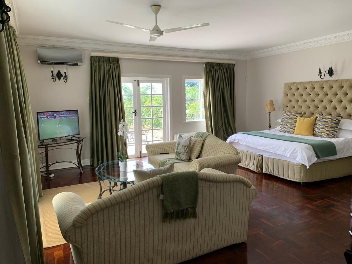 Valdior Guest House Umhlanga Rocks Buitenkant foto